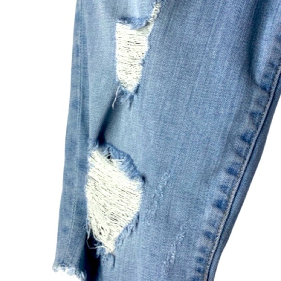 GOOD AMERICAN Distressed Bermuda Jorts Size 4 - Picture 7 of 11